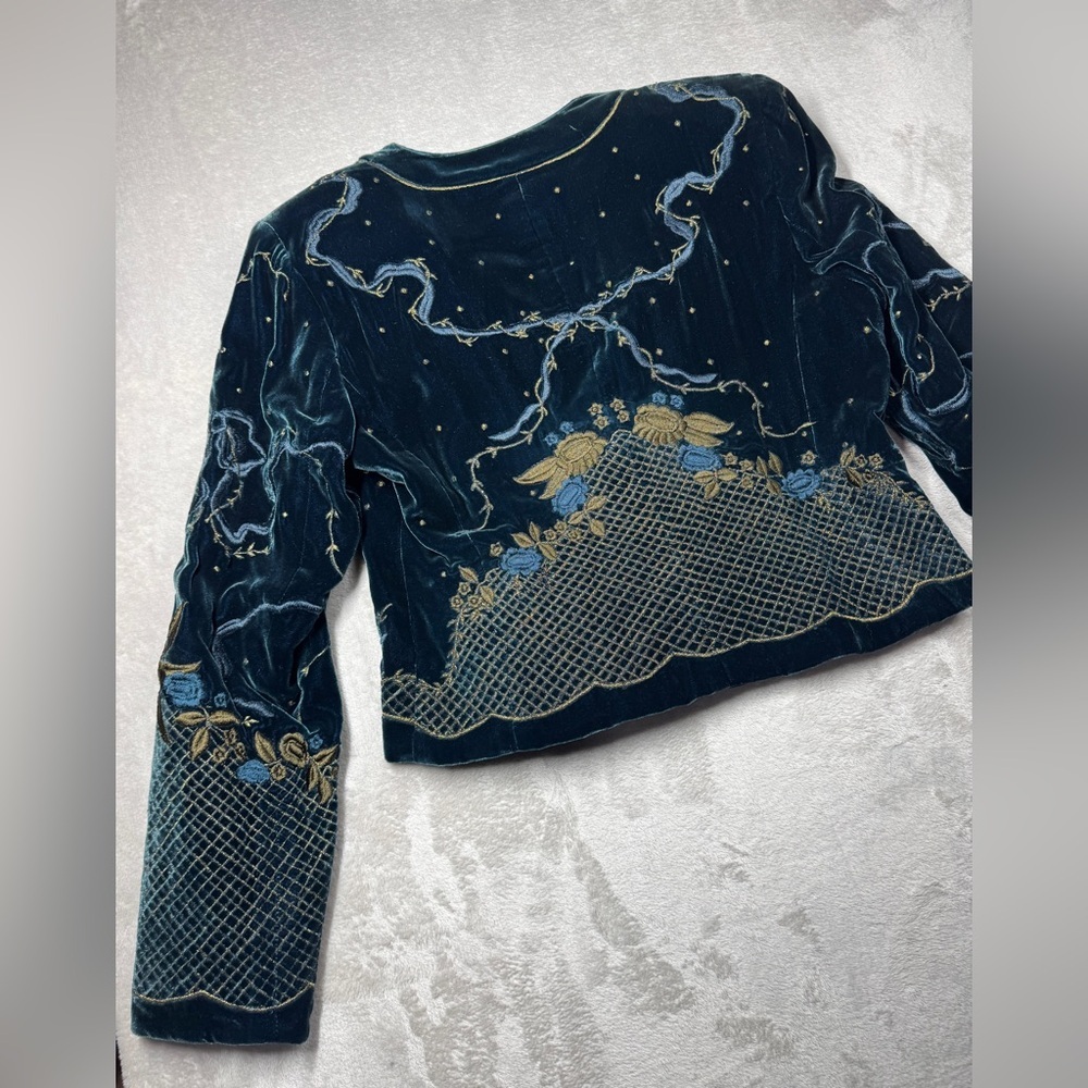 Vintage Worth Silk Blend Dark Teal Velvet Embroidered Celestial Blazer Size 4P - Picture 13 of 17